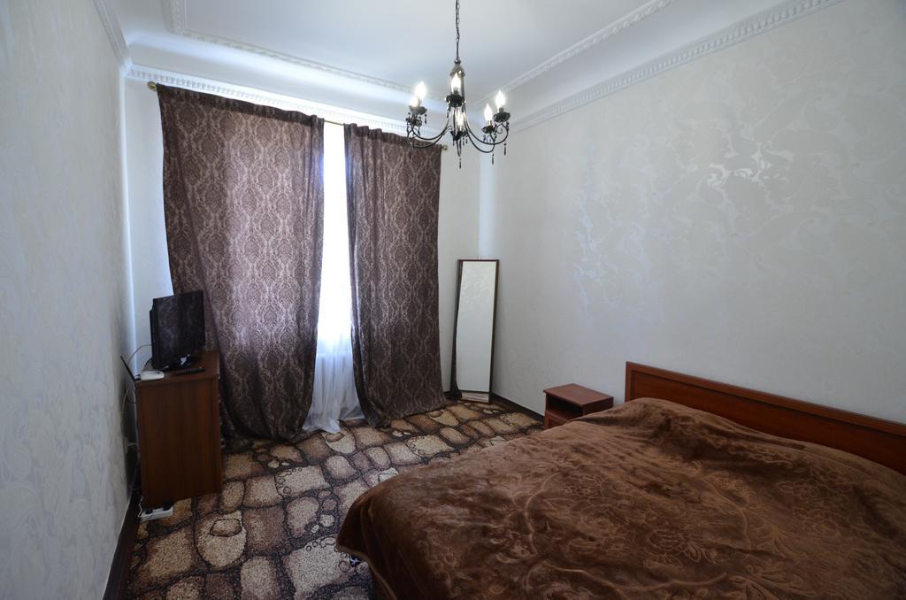 Apartments On Sobornaya Street Near The Waterfront Nikolayev Bilik gambar